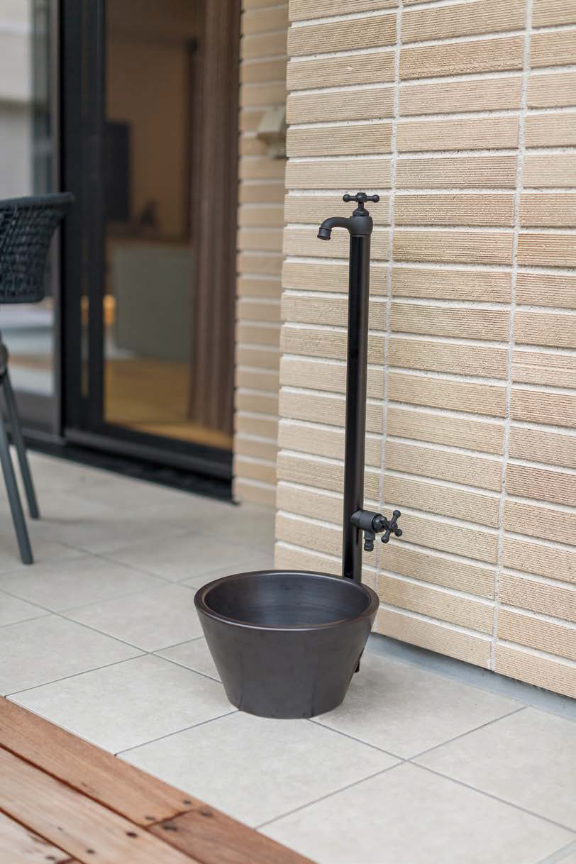 お庭の水栓柱を自分好みにカスタマイズ